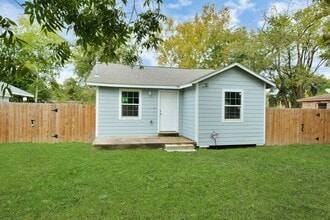 Building Photo - 7429 Springdale St