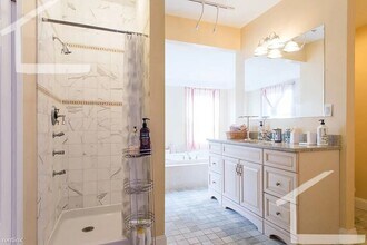 Building Photo - 12 Bay State Rd