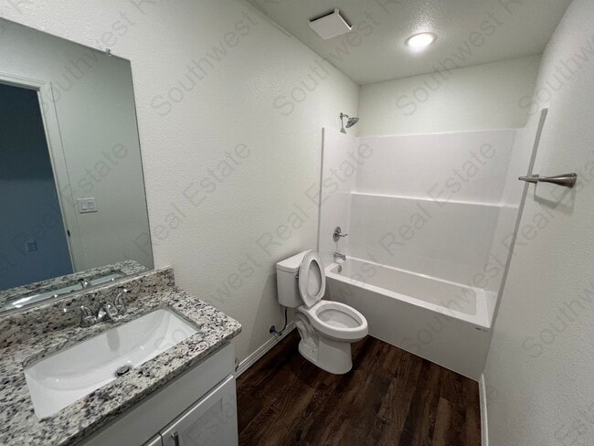 Building Photo - 2129 Bobwhite Ct