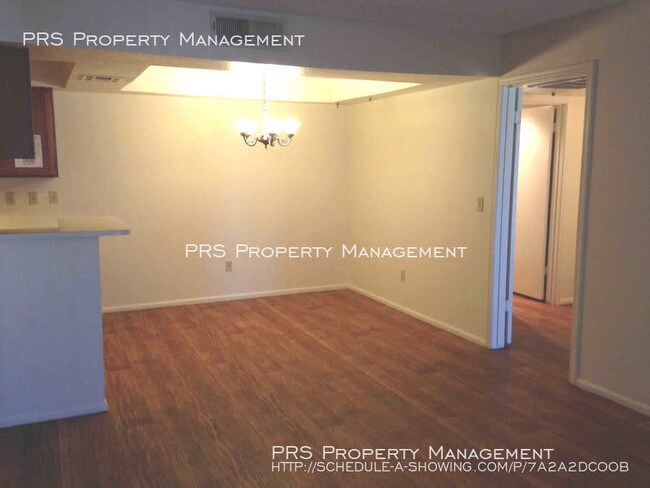 Building Photo - 10610 S 48th St