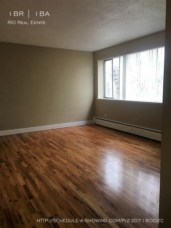 Foto del edificio - 900 N Washington St