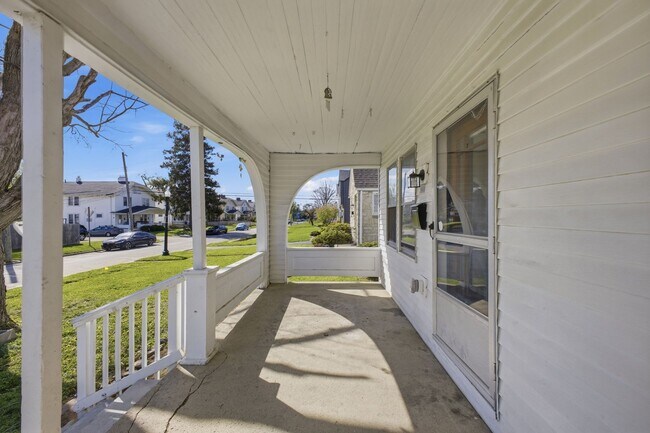 Foto del edificio - 415-417 S Huron Ave