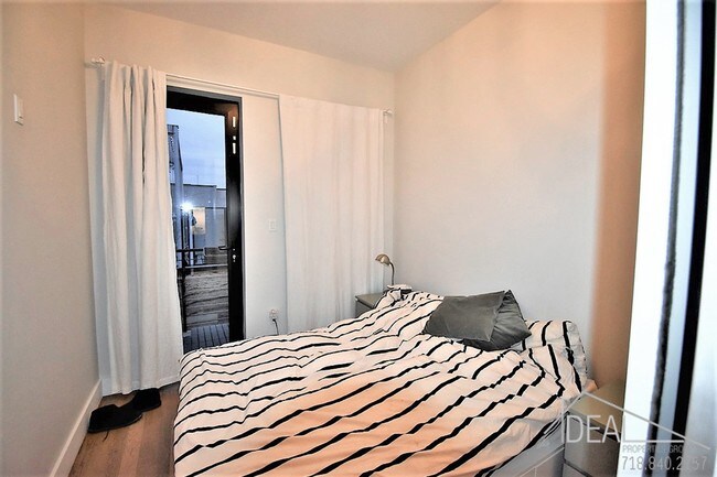 Foto del edificio - 173 Court Street #TOP-FLOORR