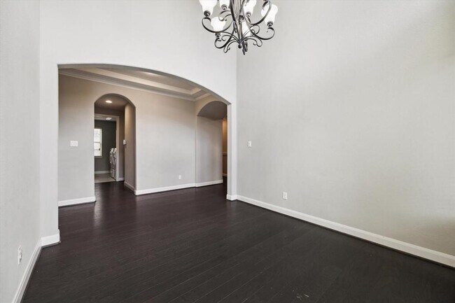 Foto del edificio - 10943 Sarah Bluff Ln