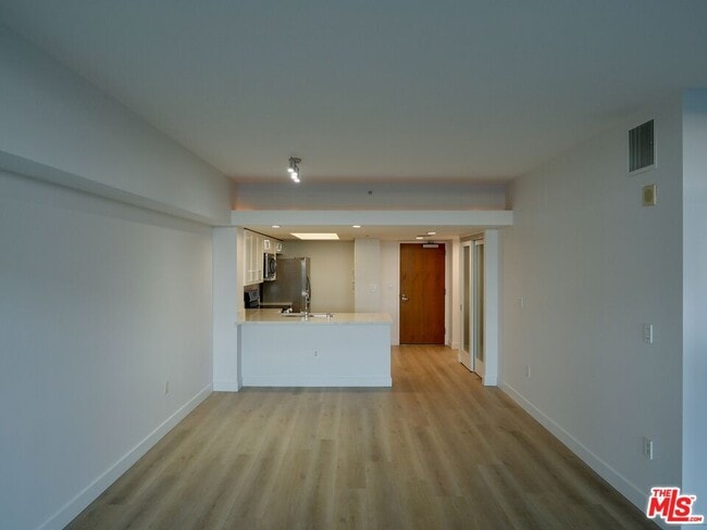 Foto del edificio - 13700 Marina Pointe Dr
