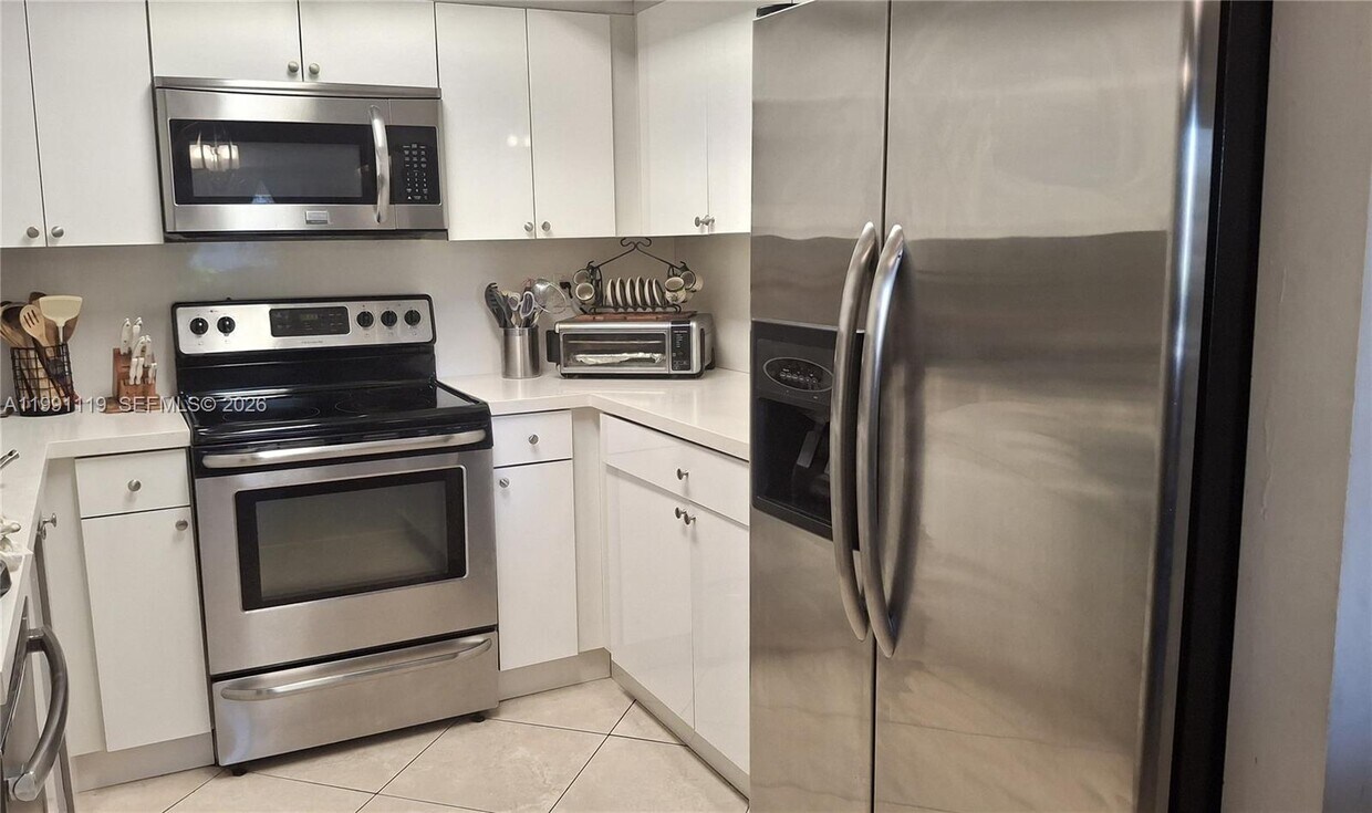 Foto del edificio - 9015 SW 125th Ave