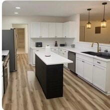 Building Photo - 2 Calle Cadena Ct