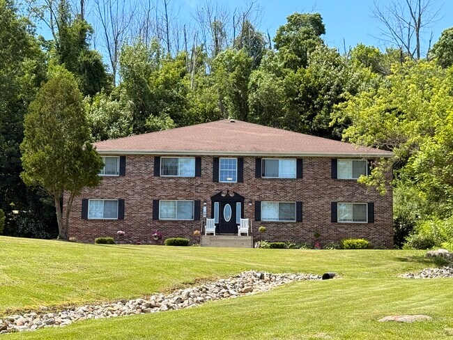 Foto del edificio - 211 Randall Rd