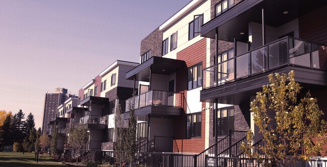 Building Photo - Edgeway