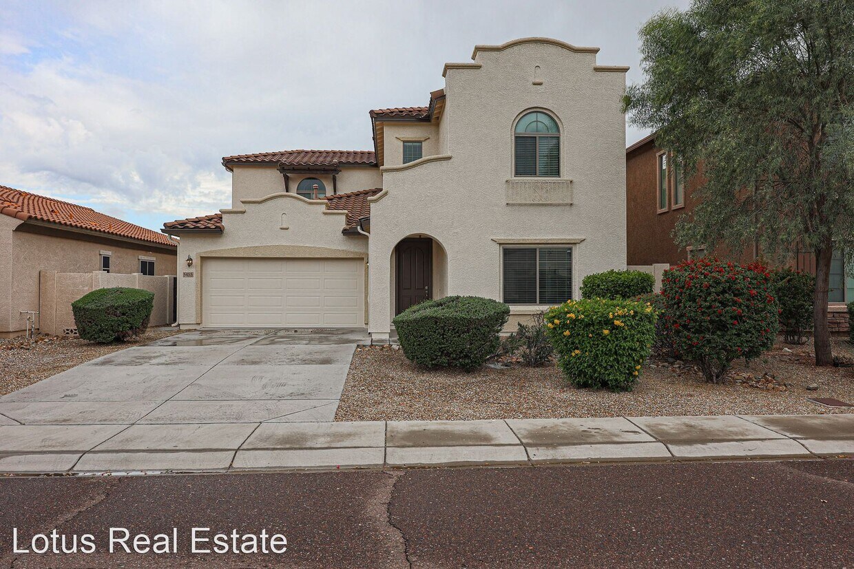 Primary Photo - 4 br, 3.5 bath House - 5455 W Molly Ln.