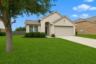 Building Photo - 17910 Royal Gate Ln