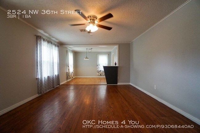 Building Photo - Updated 3 Bedroom Home!