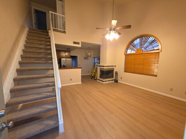 Foto del edificio - 3930 W Monterey St