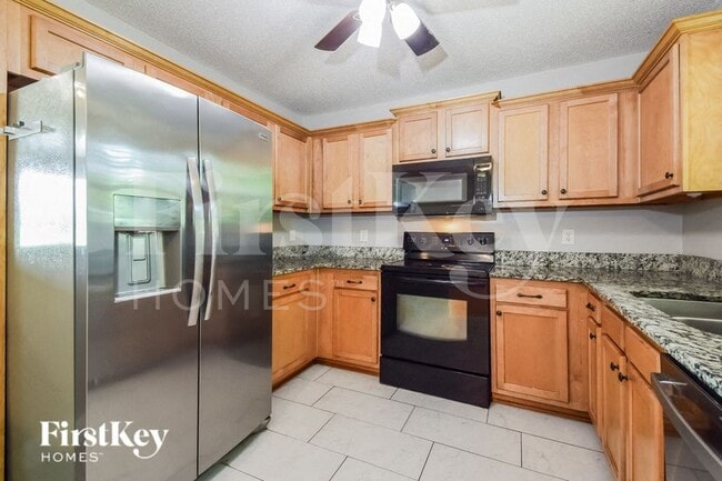 Building Photo - 161 Garrison Ct