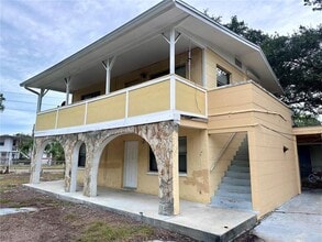 Building Photo - 691 W Harbor Dr S