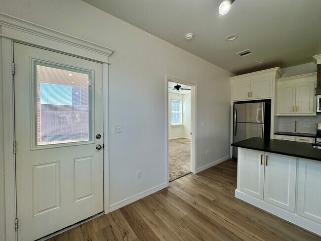 Foto del edificio - 704 Hornady St