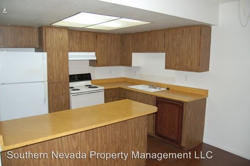 Building Photo - 6152 Camino de Rosa Dr