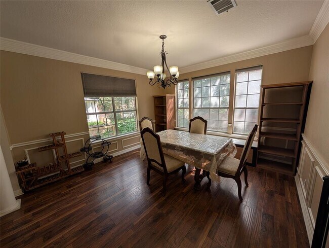 Foto del edificio - 9910 Jasmine Creek Dr