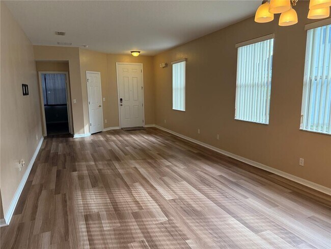 Foto del edificio - 731 Kettering Rd