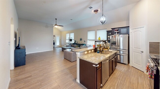 Building Photo - 14735 Garner Falls Trl