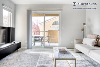 Building Photo - 726 Bounty Dr