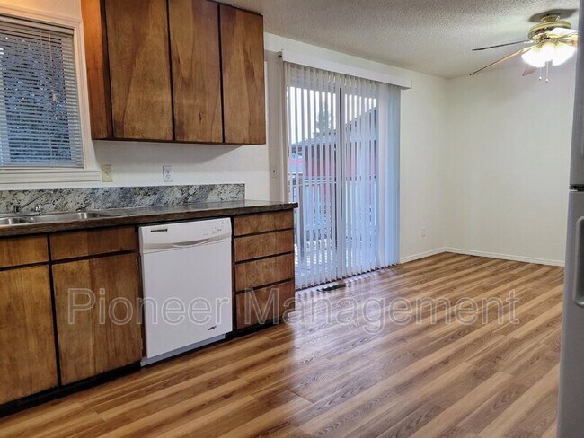 Foto del edificio - 171 2nd St