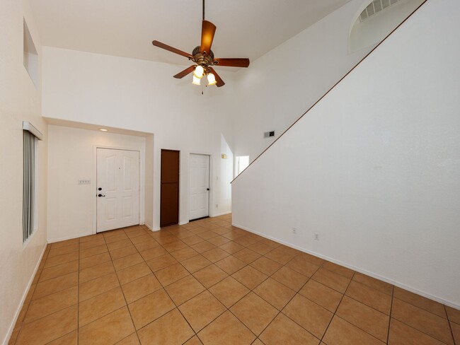 Building Photo - Mesa Del Sol Townhome