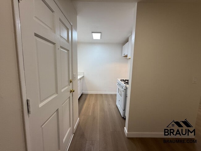 Building Photo - 14257 Friar St