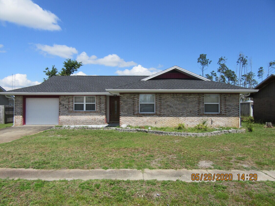 2005 Geralo Ln, Lynn Haven, FL 32444 House for Rent in Lynn Haven, FL