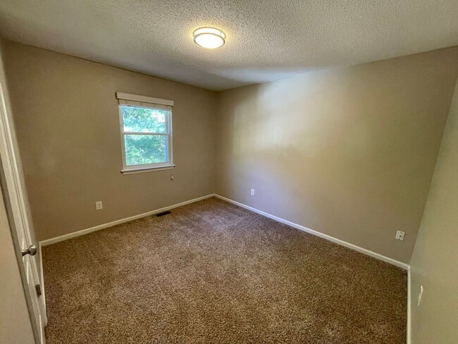 Building Photo - Virginia Beach Gem – 3 Bed, 2.5 Bath with ...