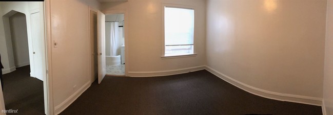 Building Photo - 2 br, 1 bath  - 9136 S Throop St