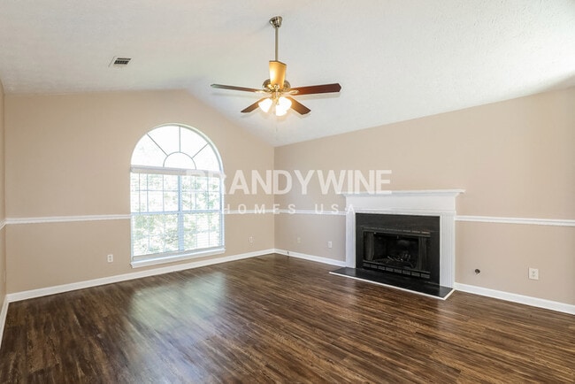 Foto del edificio - 329 Mill Glen Ct