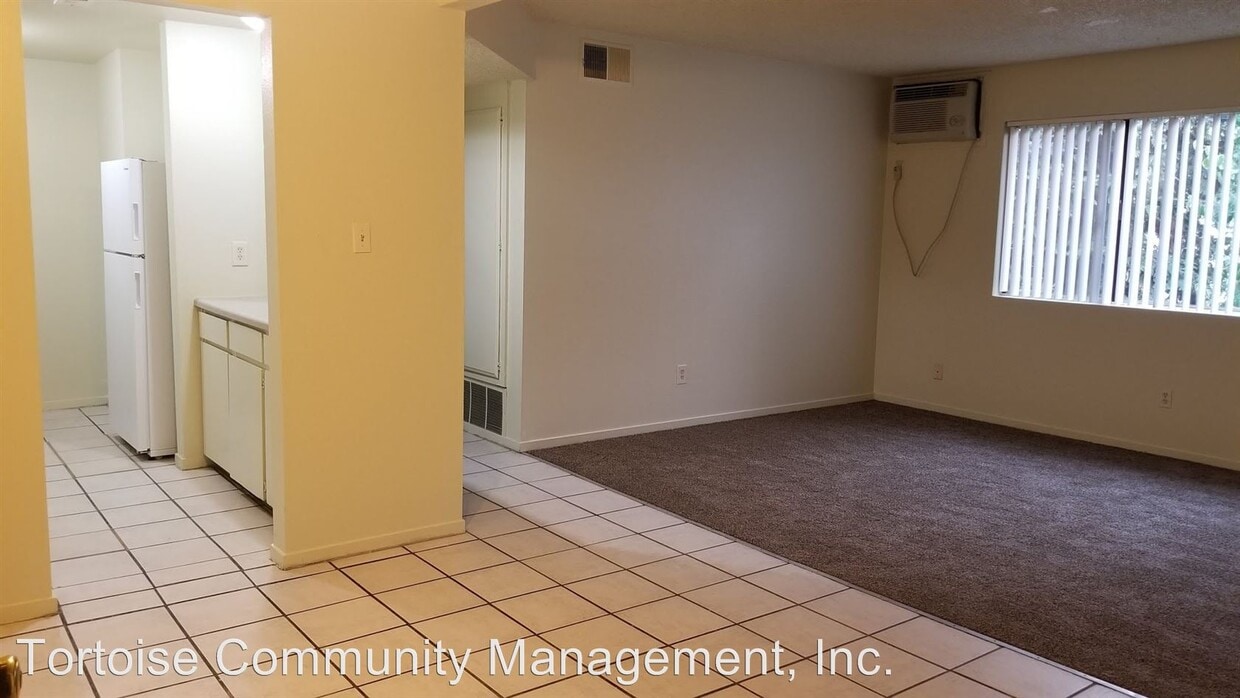 Foto principal - 4303-4401 Manchester Ave