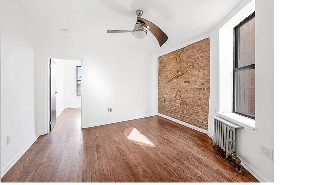 Photo - 185 E 2nd St Apartment