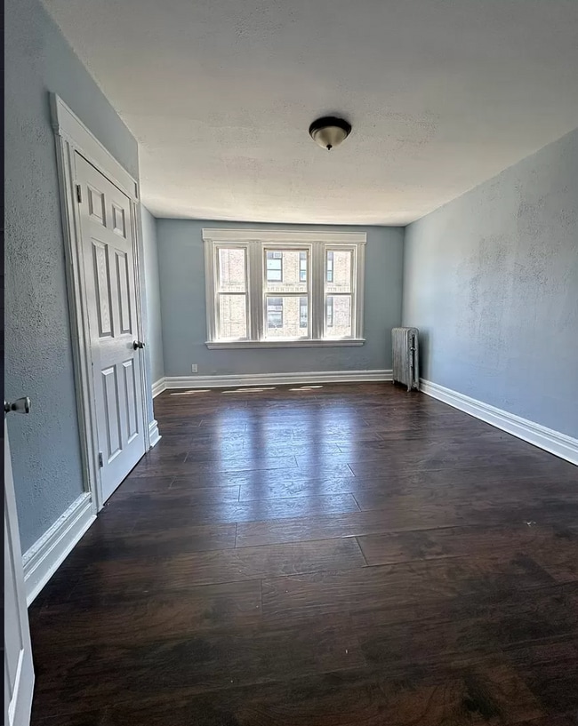 Building Photo - 903 Hunterdon St
