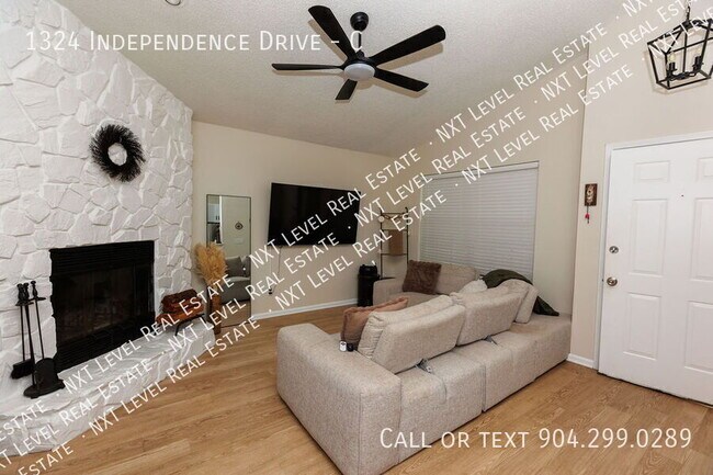 Foto del edificio - 1324 Independence Dr