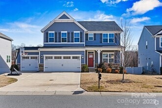 Building Photo - 6270 Durango Way