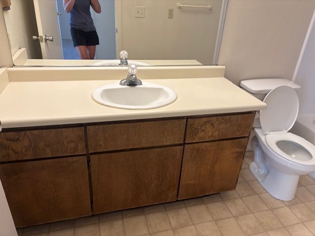 Foto del edificio - 828 Adams Terrace