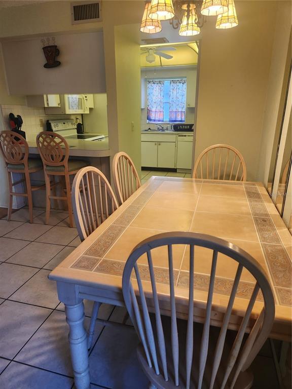 Foto del edificio - 1250 S Pinellas Ave