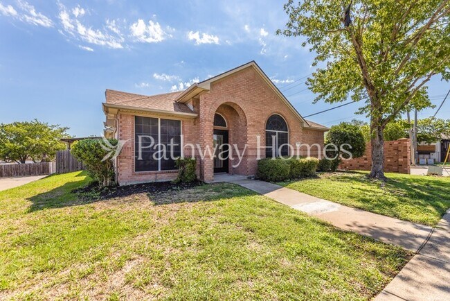 Foto del edificio - 1532 Jessica Ln