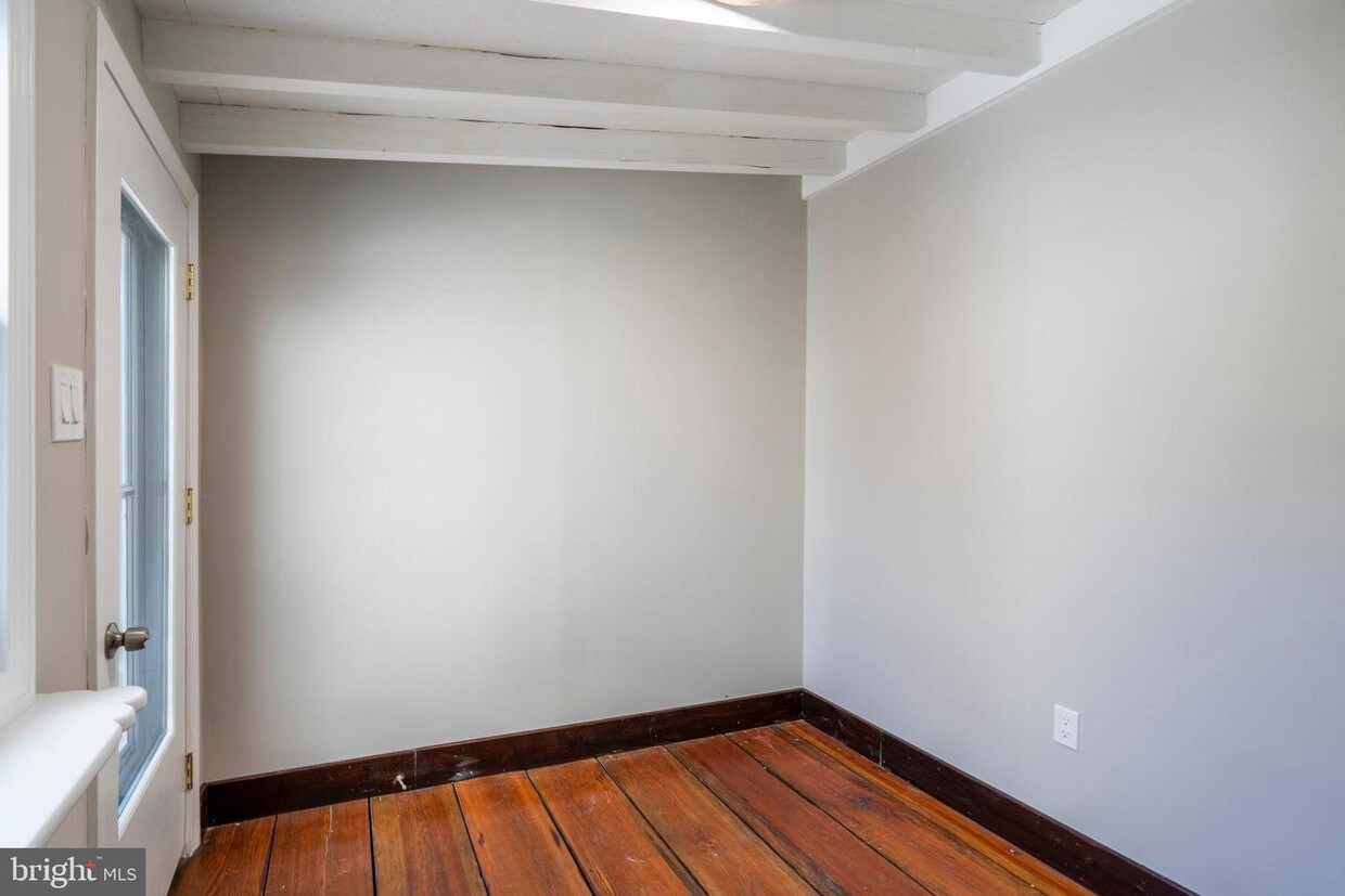 Foto principal - 338 Poplar Ave