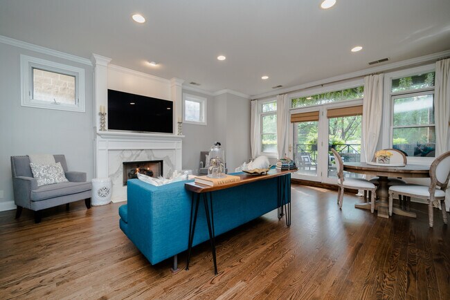 Foto del edificio - 4543 N Malden St