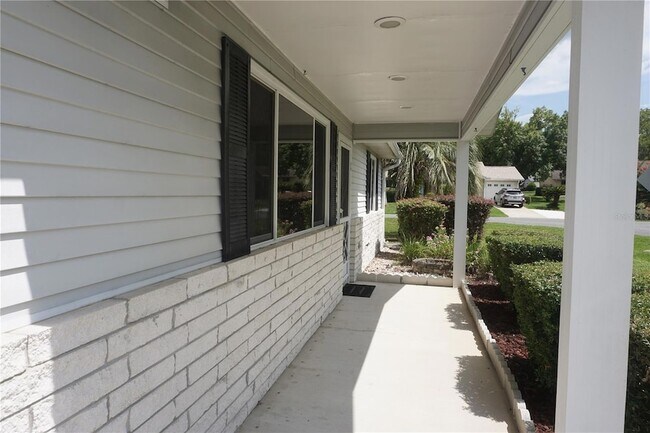 Foto del edificio - 10961 SW 84th Ave