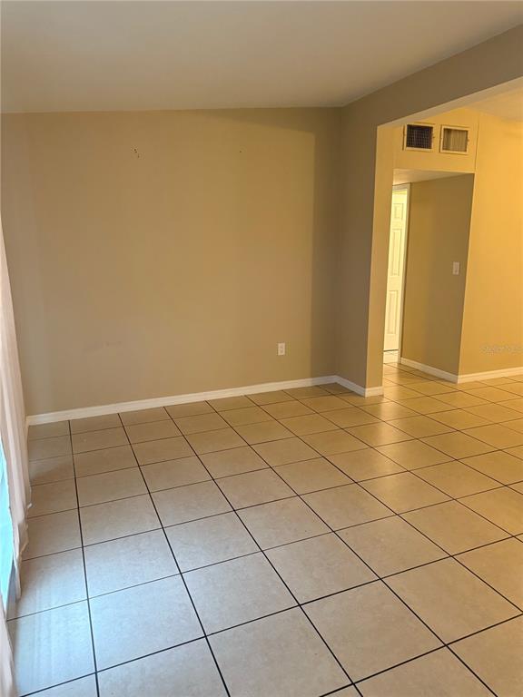 Foto del edificio - 21510 Olean Blvd