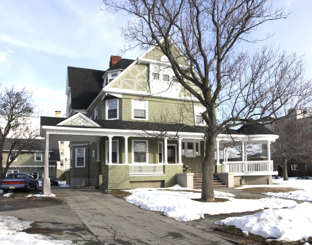 Building Photo - 503 8th Ave