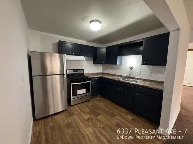 Foto del edificio - 6337 Pleasant Ave