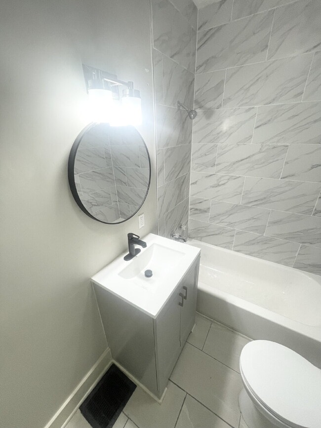 Photo - 3 Bedroom with Central AC Apartment