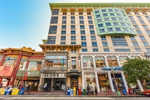 Monumental Views! Stunning Chinatown/Penn ... - Monumental Views! Stunning Chinatown/Penn ... Apartment
