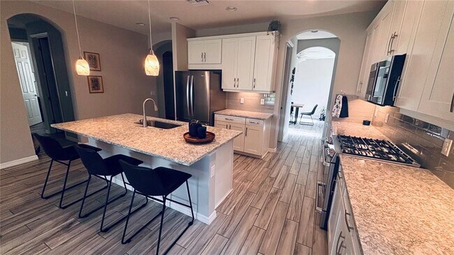 Foto del edificio - 5761 Groundsel Cir