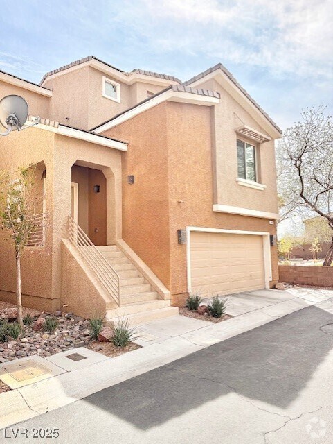 Building Photo - 7946 Garden Stone Ct